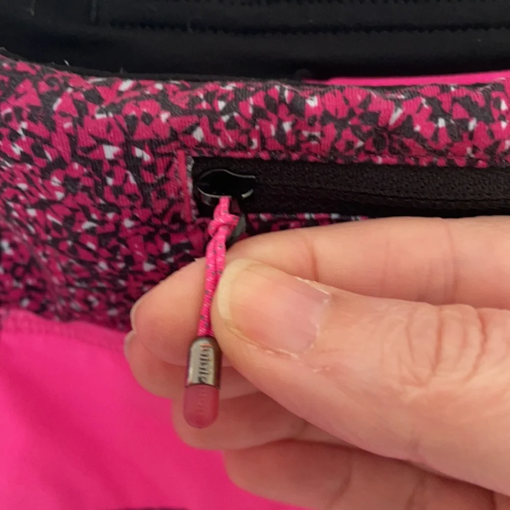 Lululemon Run: Speed Short Raspberry Glo Light 6